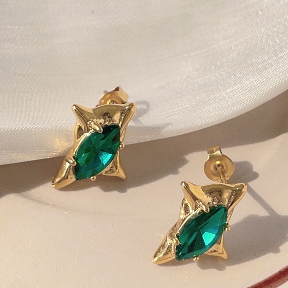 18K Gold Stud Earrings*Simulated Emerald Earrings*Everyday Studs*Waterproof - Picture 2 of 10